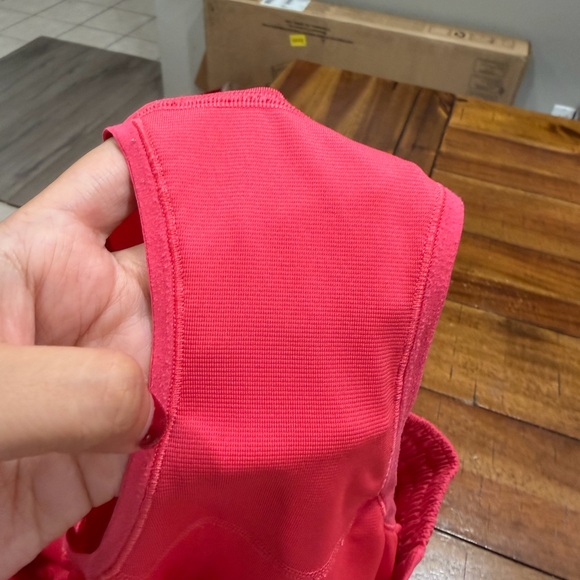 Lululemon Hotty Hot High Rise 4” - Picture 4 of 4